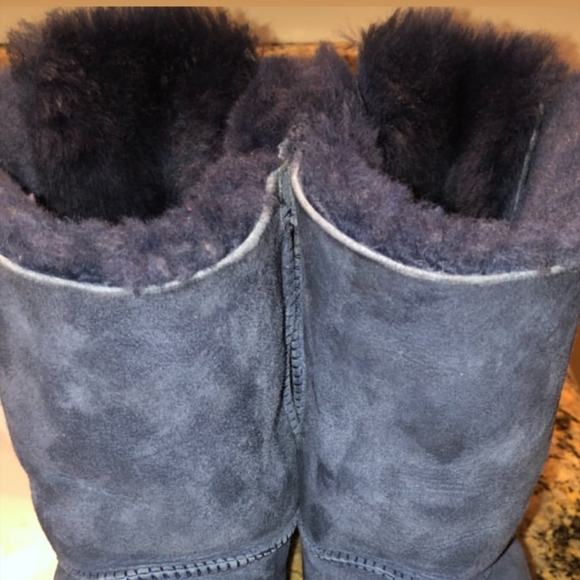UGG boots great condition - Picture 2 of 4